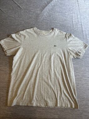 Lacoste Men's Short Sleeve T-Shirt Regular Fit Grey Size 6